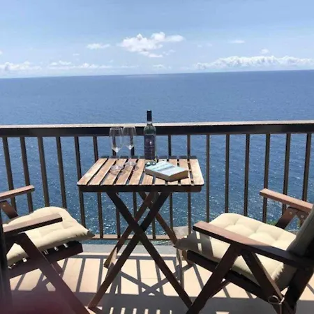 Cliff View Iii - Sea View + Pool + Wifi Apartamento *